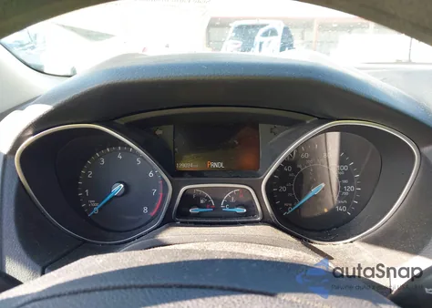 2015 Ford Focus Se z USA, uszkodzony, nr VIN 1FADP3K23FL215074